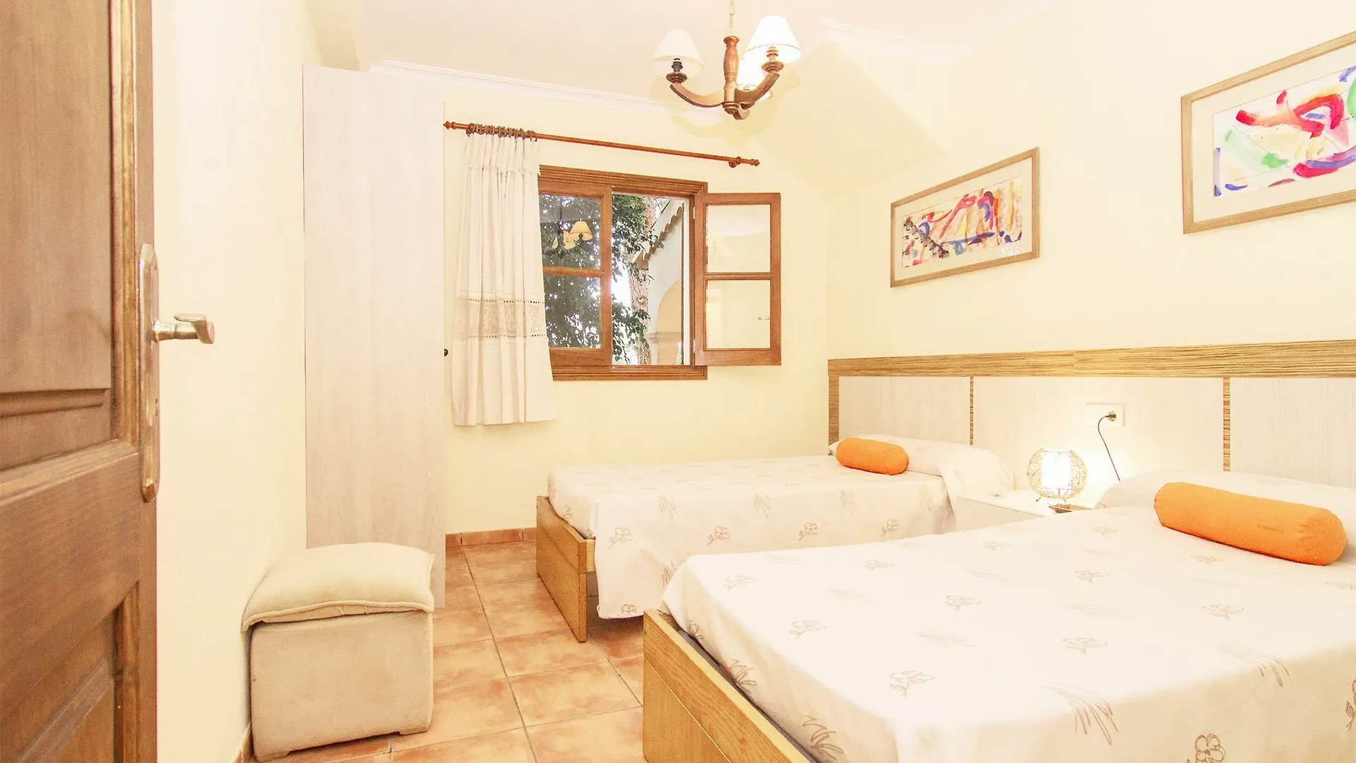 Villa Eulalia سانتا مارجاليدا 0*,  إسبانيا